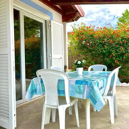 La Casina Sul Mare Feriehus *